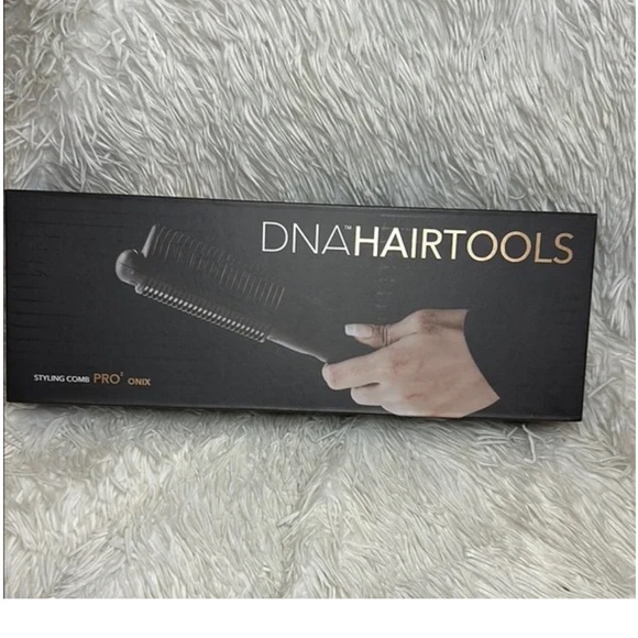 Black Ceramic Heated Hair Straightening Comb - Unbranded main image 4